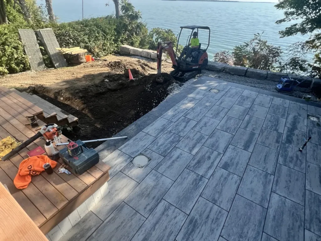 Heavy equipment excavation and site preparation in Barrie, ON
